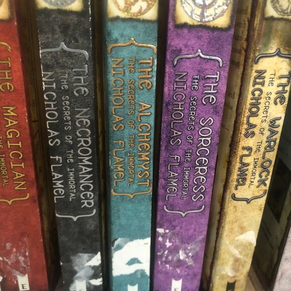 Michael Scott the secrets of the immortal nicholas flamel - Picture 2 of 3